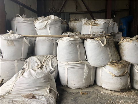 Ảnh Bao Jumbo Đựng Quặng Ở Hải Dương – Người Bạn Đắc Lực Của Bà Con Khai Thác